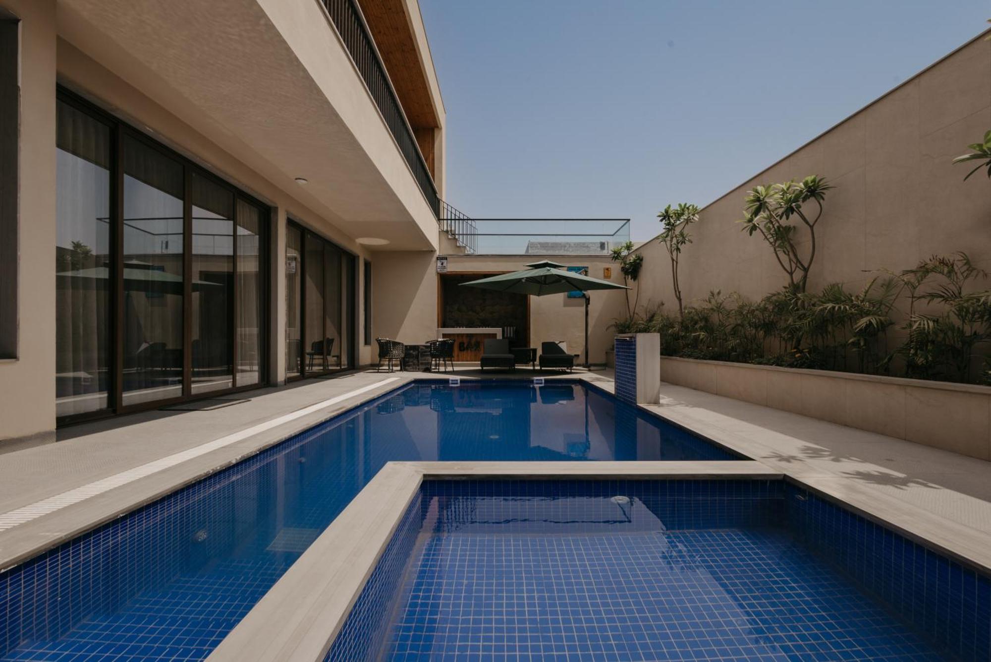 Luxury Lofts Hotel Amritsar Buitenkant foto